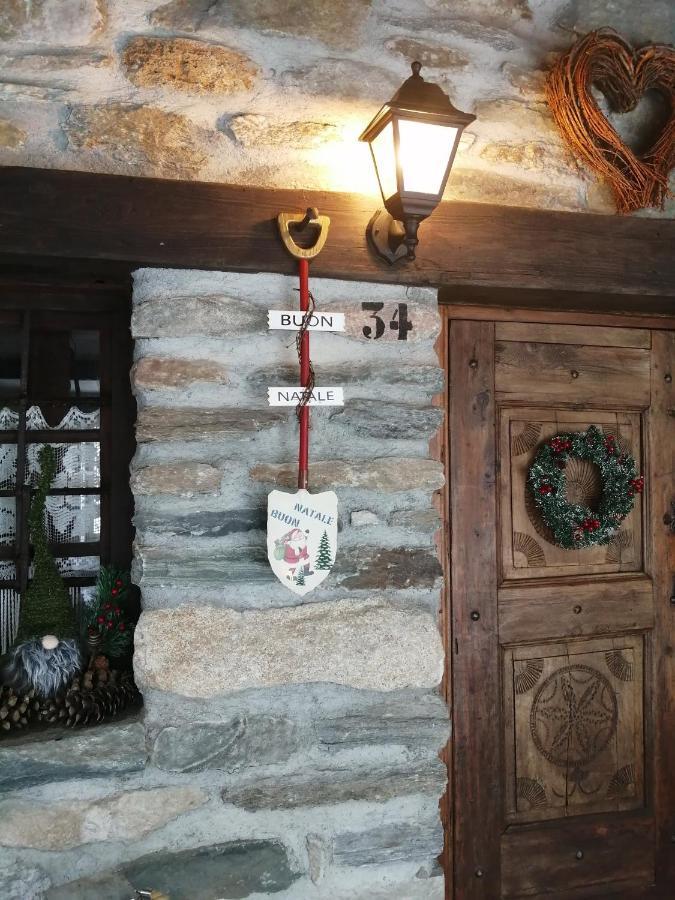 La Casetta Di Lele E Schina アルヴィエ エクステリア 写真